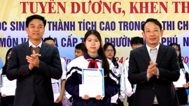 Phường Văn Phú tuyên dương 161 học sinh đạt giải kỳ thi học sinh giỏi THCS