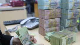 30 ngân hàng tăng lãi suất huy động