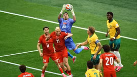 Australia hạ gục Thổ Nhĩ Kỳ 2-0, khẳng định sức mạnh ngày ra quân