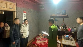 Lào Cai: Khởi tố 03 đối tượng tội mua bán, tàng trữ trái phép chất ma túy