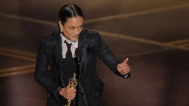 Lần đầu trong lịch sử Oscar có nữ quay phim chiến thắng