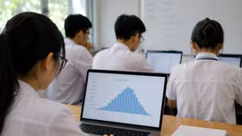 Đọc phổ điểm THPT 2026 thế nào để chọn đúng nguyện vọng đại học?
