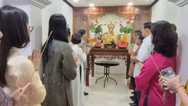 Nhiều hoạt động kỷ niệm 136 năm Ngày sinh Chủ tịch Hồ Chí Minh tại Bangkok, Thái Lan và Lào