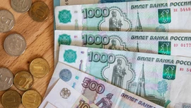 Nga siết chặt kiểm soát tiền mặt, cấm xuất khẩu vàng