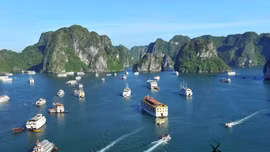 Chính thức mở tuyến du lịch biển xuyên vùng di sản giữa vịnh Hạ Long và vịnh Lan Hạ