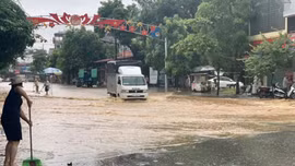 CẢNH BÁO: Lào Cai có mưa dông diện rộng, nguy cơ lốc, sét, mưa đá và mưa lớn cục bộ trong vài giờ tới