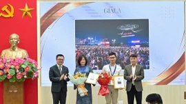 'Việt Nam trên hành trình đổi mới' qua góc nhìn ảnh báo chí