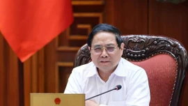 Thủ tướng: Điều hành giá xăng dầu linh hoạt, đẩy nhanh triển khai xăng sinh học