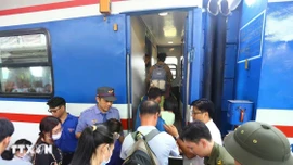 Mức xử phạt vi phạm quy định về kinh doanh đường sắt