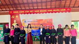 Thư viện tỉnh Lào Cai hoàn thành bàn giao 32 tủ sách cộng đồng cho các xã vùng đồng bào dân tộc thiểu số và miền núi