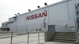 Nissan cân nhắc sản xuất xe điện cho Foxconn