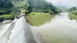 Đảo đảm an toàn công trình thủy lợi trước mưa lớn ở Bắc Bộ