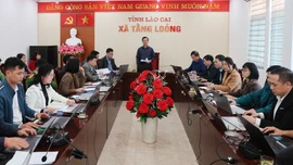 Tằng Loỏng: Kỷ luật Trưởng phòng Kinh tế xã thiếu chuẩn mực trong ứng xử, giao tiếp với công dân