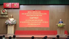 Tổng Bí thư gặp mặt các gương điển hình tiên tiến vì an ninh Tổ quốc