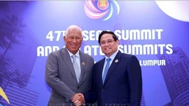 Thủ tướng Phạm Minh Chính gặp Chủ tịch Hội đồng châu Âu Antonio Costa