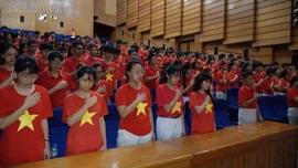 175 học sinh khối lớp 9, Trường THCS Lý Tự Trọng tham gia hoạt động trải nghiệm giáo dục truyền thống, lý tưởng sống