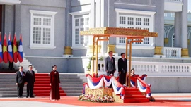 Lễ đón trọng thể Tổng Bí thư Tô Lâm và Phu nhân tại thủ đô Viêng Chăn, Lào