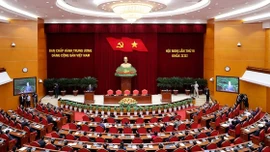 Bế mạc Hội nghị Trung ương 15