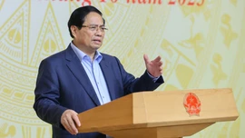 Thủ tướng: Đột phá phát triển nhà ở xã hội phù hợp từng địa phương, đầy đủ hạ tầng và cân đối cung-cầu