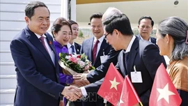 Chủ tịch Quốc hội Trần Thanh Mẫn tới Thụy Sĩ dự Hội nghị các Chủ tịch Quốc hội thế giới