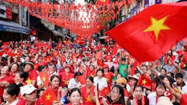 Bảo đảm tặng quà cho người dân kịp thời, đúng đối tượng, không trùng lặp