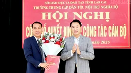 Trường Trung cấp Dân tộc nội trú Nghĩa Lộ tổ chức Hội nghị công bố quyết định về công tác cán bộ