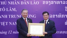 Trao Huân chương Vàng Quốc gia của nước Cộng hòa DCND Lào tặng Tổng Bí thư Tô Lâm