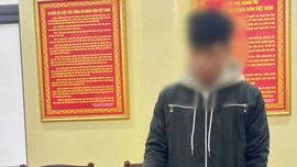 Khởi tố vụ án, khởi tố bị can là học sinh dùng dao cướp điện thoại tại Văn Bàn