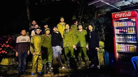 Công an phường Sa Pa tìm thấy khách du lịch Nhật Bản bị lạc trên núi Hàm Rồng