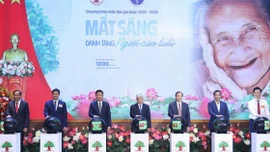 Phát động Tháng hành động vì người cao tuổi và chương trình "Mắt sáng cho người cao tuổi"