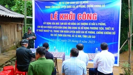 Khởi công xây dựng xóa nhà tạm cho gia đình chiến sĩ gặp khó khăn về nhà ở