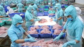Phản bác quan điểm sai trái, xuyên tạc dự thảo các văn kiện của Đảng về các thành phần kinh tế