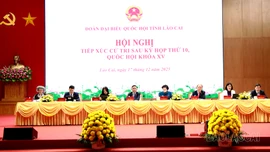 Thường trực Ban Bí thư Trần Cẩm Tú và Phó Thủ tướng Phạm Thị Thanh Trà tiếp xúc cử tri tại Lào Cai