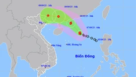 Bão số 7 Tapah còn mạnh thêm, có thể gây mưa lớn diện rộng ở miền Bắc