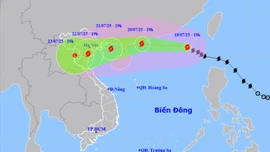Bão số 3 đang mạnh lên cấp 10-11, giật cấp 14 trên Biển Đông
