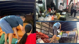 Chuyến xe thứ hai từ người dân các phường phía Tây của tỉnh tiếp sức đồng bào vùng lũ Thái Nguyên