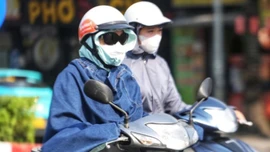 Miền Bắc nắng nóng trước khi đón mưa lớn diện rộng