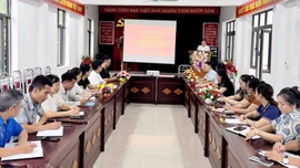 Tập huấn hướng dẫn công tác vệ sinh môi trường và phòng chống dịch bệnh sau bão lũ