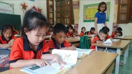 Giao cấp tỉnh thực hiện 7 nhiệm vụ thuộc thẩm quyền Bộ trưởng Bộ GD-ĐT