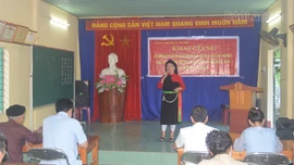 Khai giảng lớp truyền dạy lĩnh vực văn hóa phi vật thể dân tộc Cao Lan