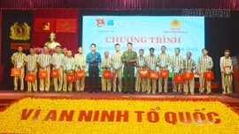 Ấm áp Chương trình “Thắp sáng ước mơ hoàn lương”