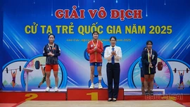Ấn tượng ngày thi đấu đầu tiên Giải Vô địch Cử tạ trẻ quốc gia năm 2025