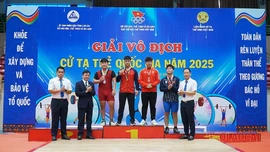 Lào Cai giành thêm 2 huy chương Đồng tại Giải Vô địch Cử tạ trẻ quốc gia 2025