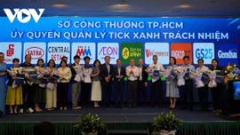 Ngăn chặn hàng giả, hàng kém chất lượng cũng là trách nhiệm của người tiêu dùng