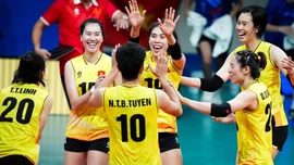 Kỳ tích 3 đội bóng chuyền Việt Nam dự giải thế giới