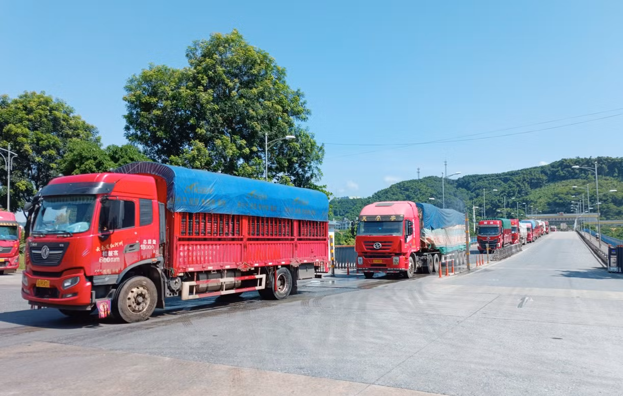 Xuất - nhập khẩu lấy lại đà tăng trưởng 