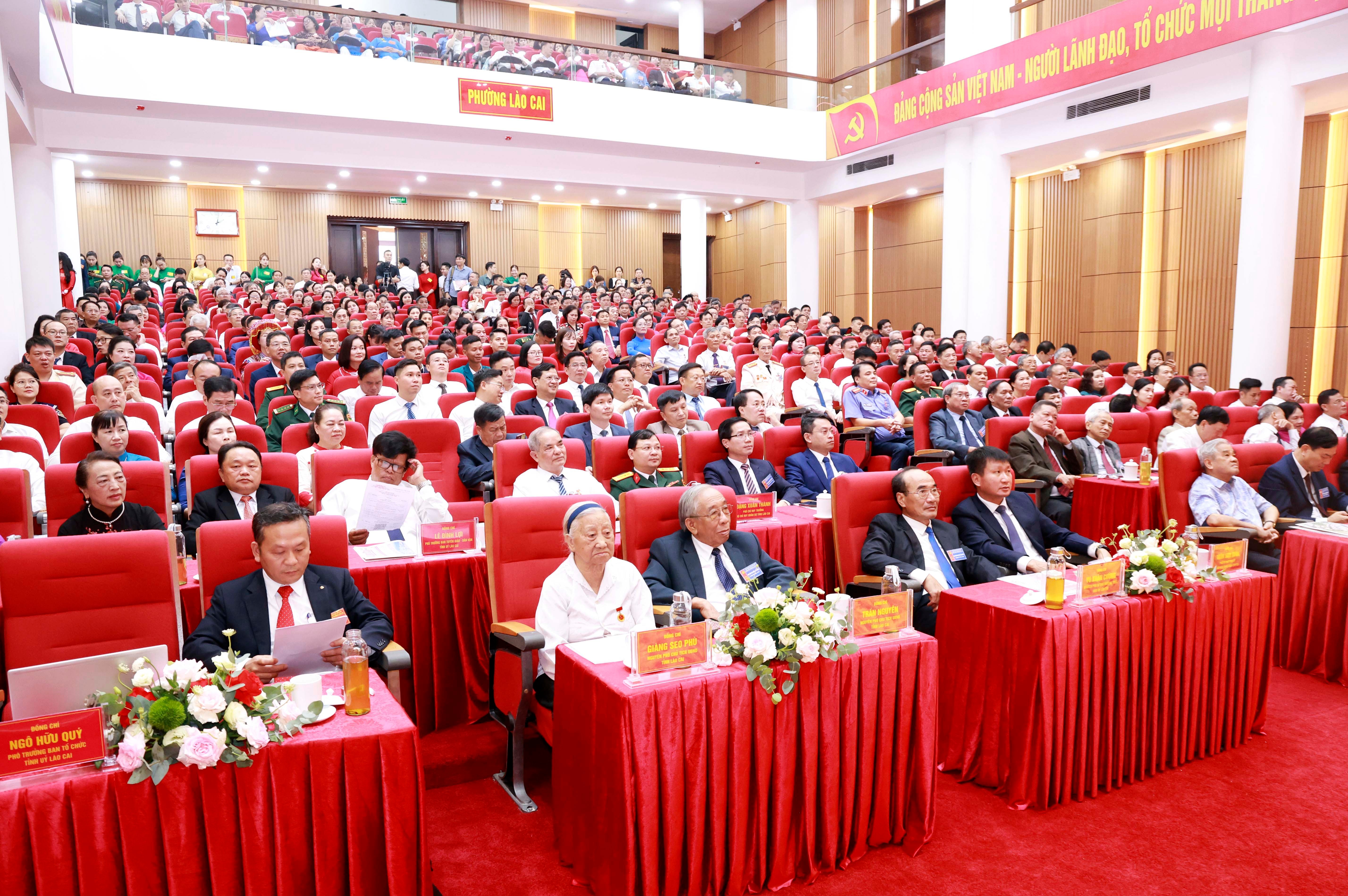 Các đại biểu dự đại hội. 060a4543.jpg