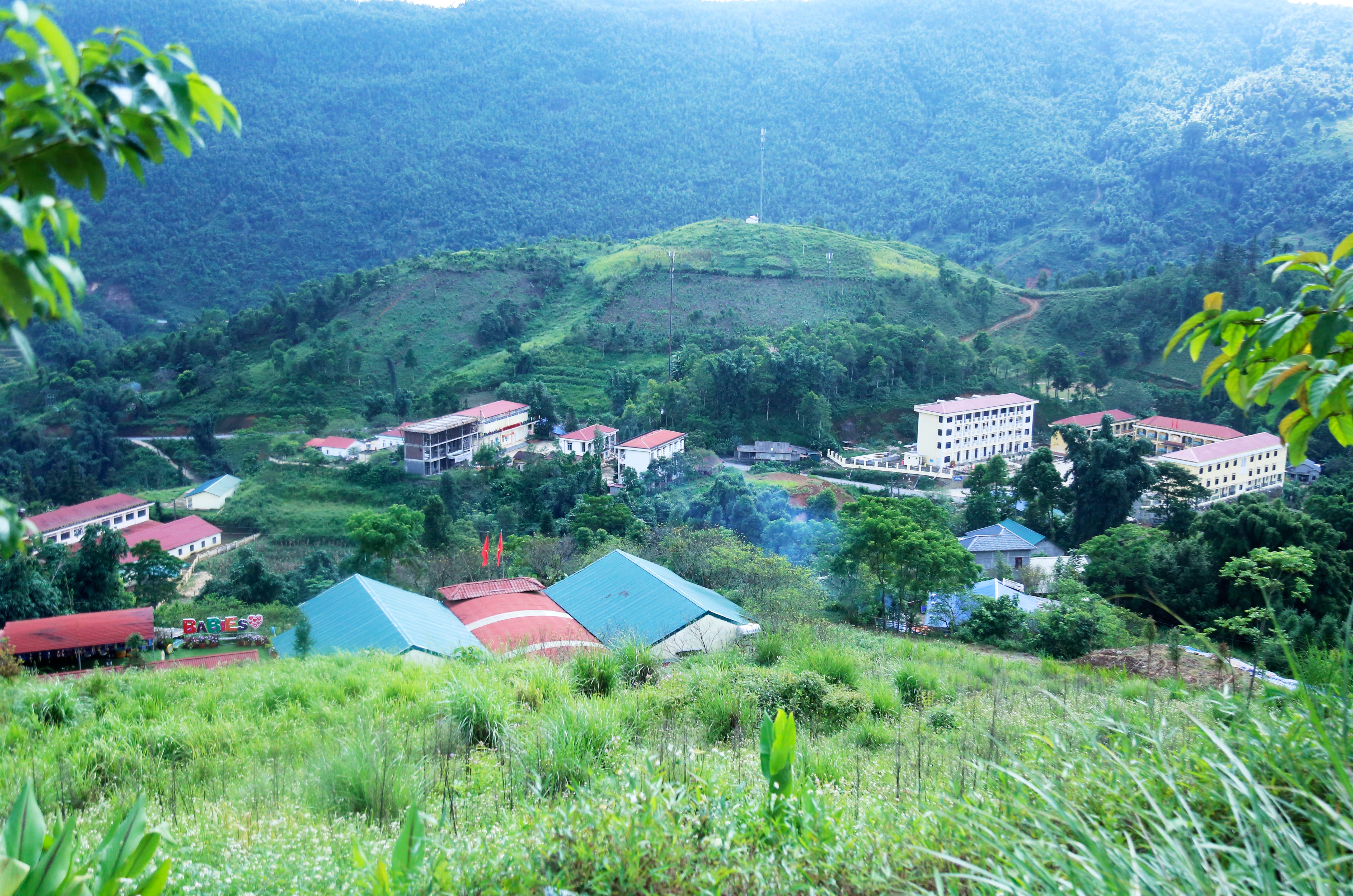 Ngày mới ở trung tâm xã Pa Cheo img-5377.jpg