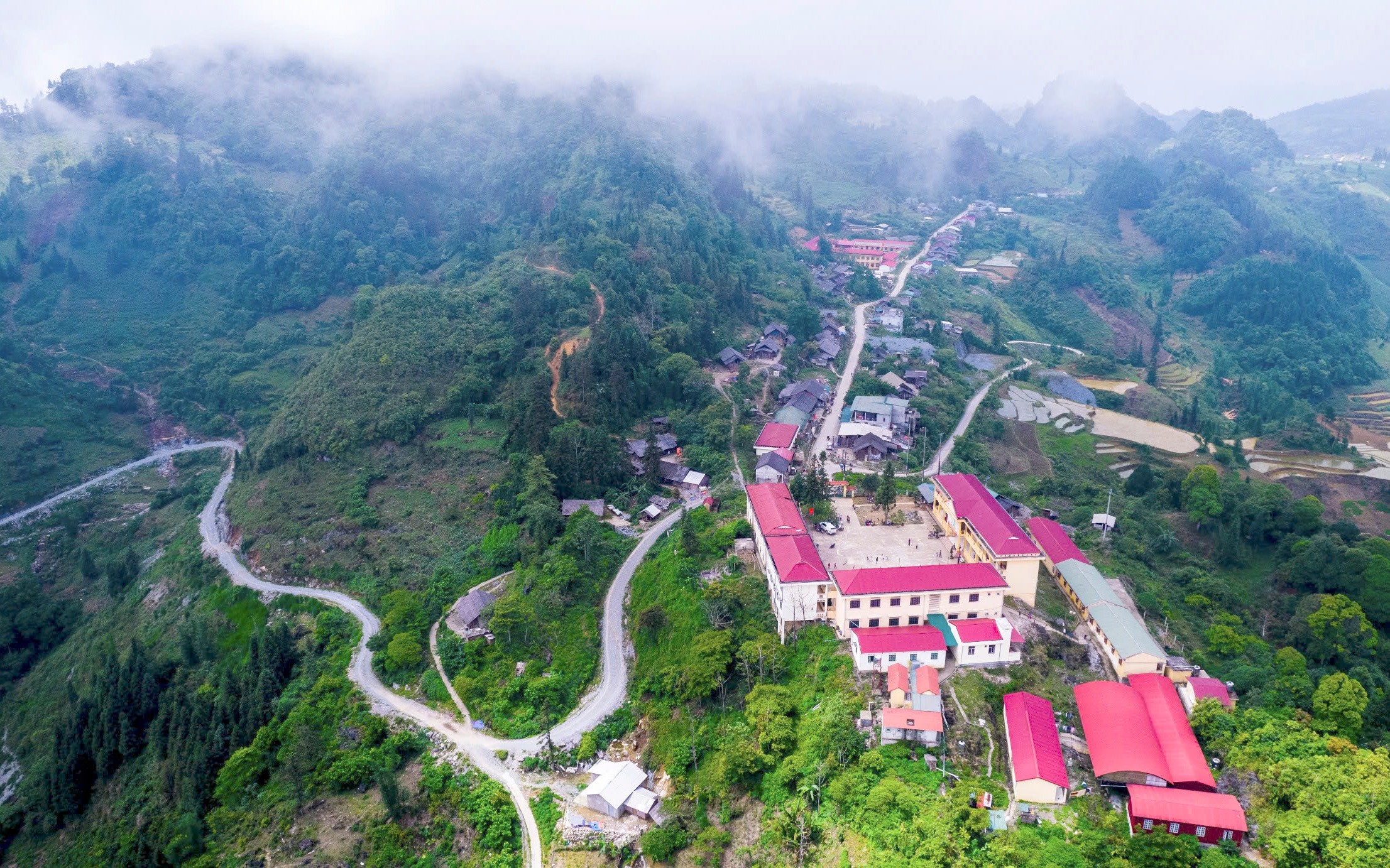 Trung tâm xã La Pan Tẩn hôm nay. Ảnh: Cao Chung (Trung tâm VH, TT - TT Mường Khương). la-pan-tan-1.jpg