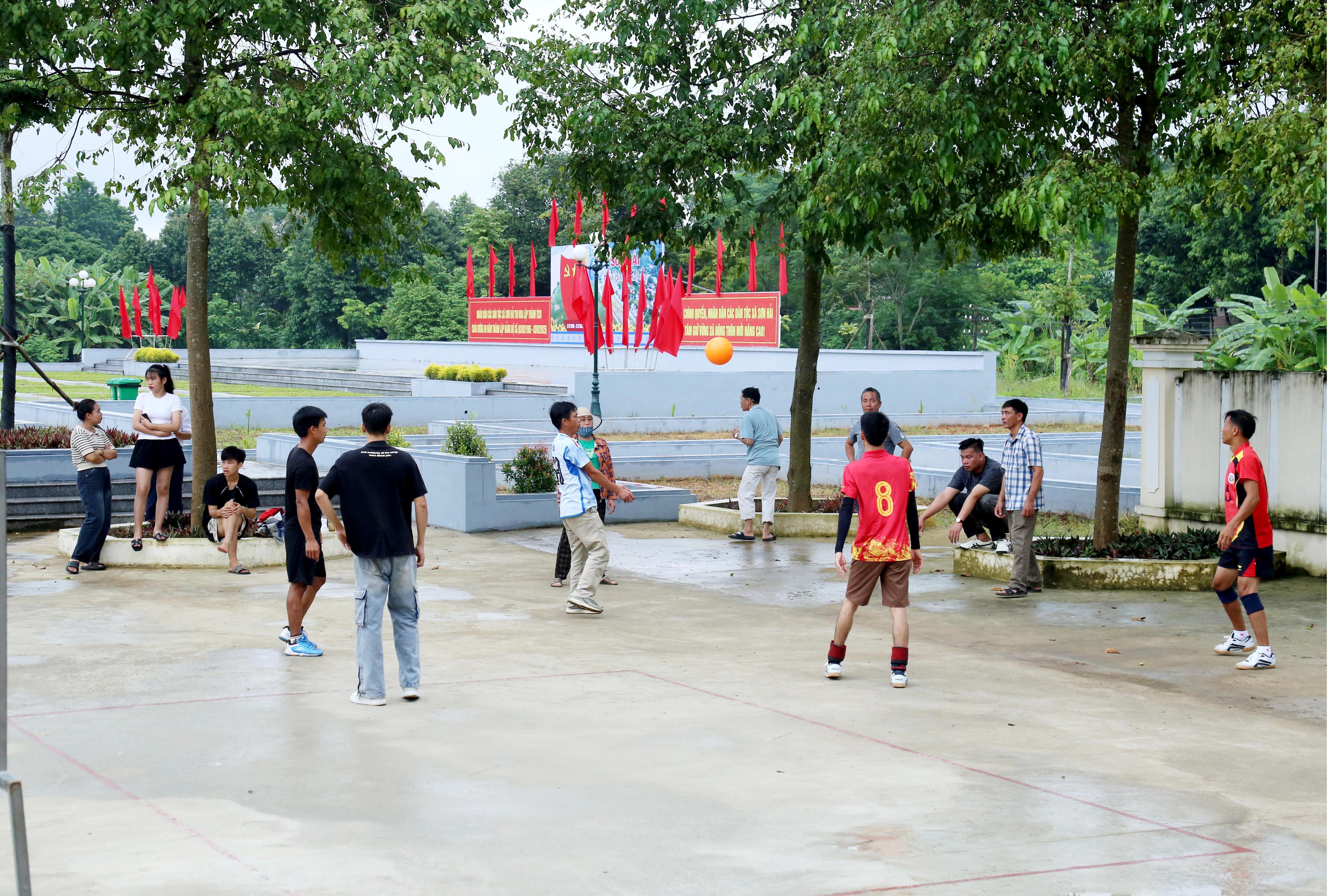Chuẩn bị cho thi đấu thể thao tại ngày hội. IMG_1928.JPG